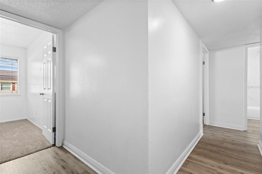 На продажу: $240,000 (3 спален, 2 ванн, 1432 Квадратных фут)