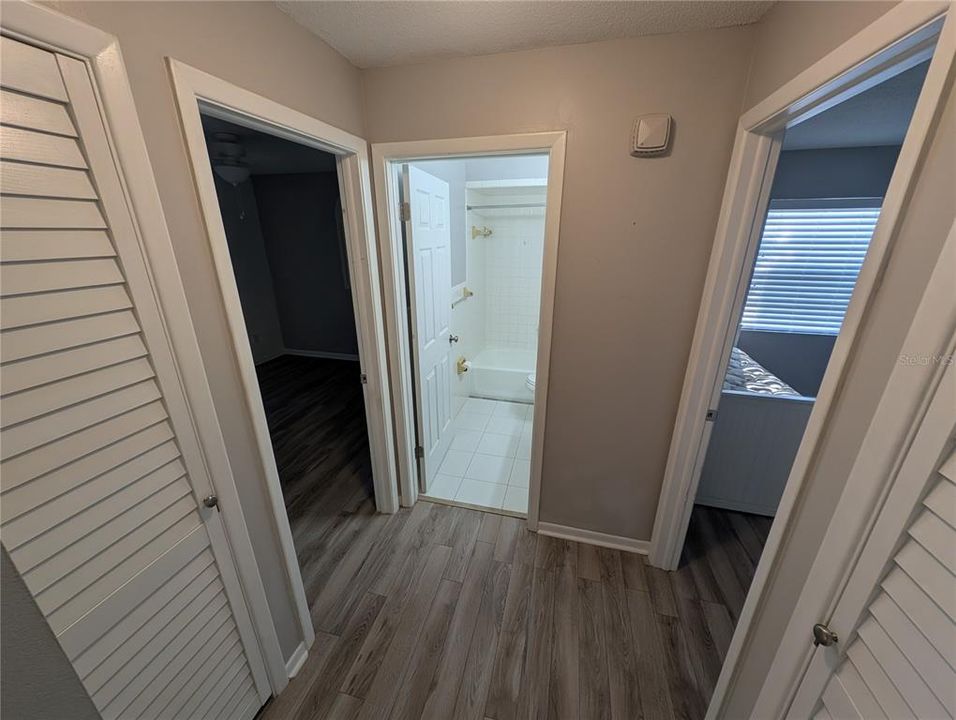 На продажу: $295,000 (3 спален, 2 ванн, 1415 Квадратных фут)