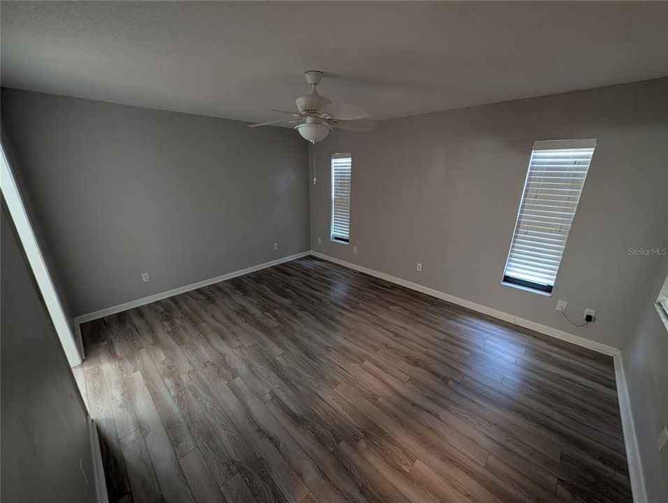 На продажу: $295,000 (3 спален, 2 ванн, 1415 Квадратных фут)