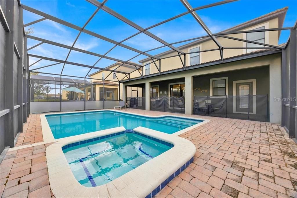 На продажу: $619,000 (7 спален, 5 ванн, 3524 Квадратных фут)