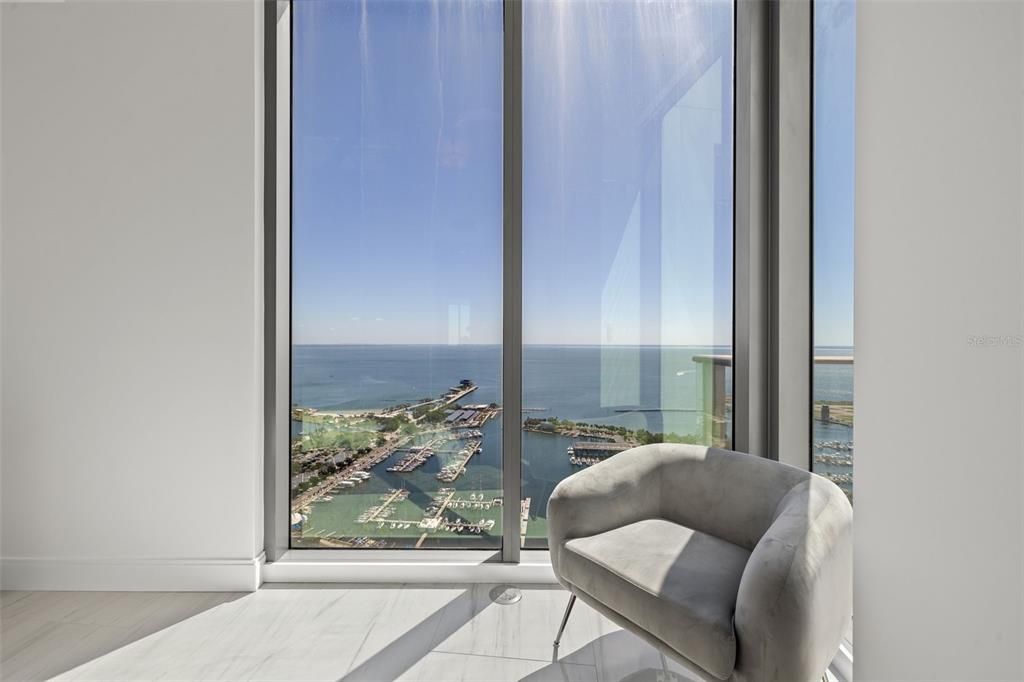 For Sale: $2,195,000 (2 beds, 2 baths, 1522 Square Feet)