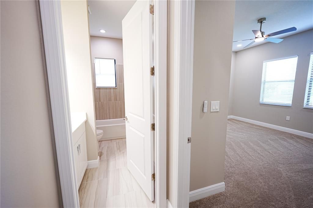 В аренду: $5,000 (3 спален, 3 ванн, 3019 Квадратных фут)