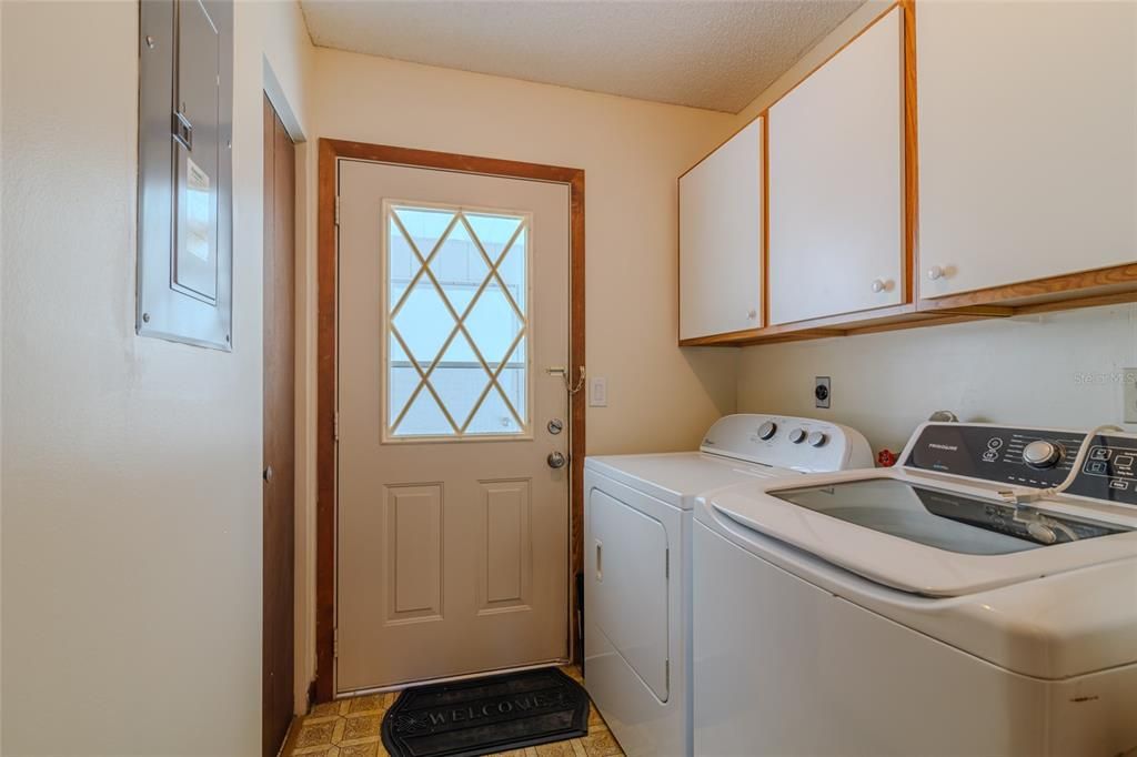 待售: $135,000 (3 贝兹, 2 浴室, 1456 平方英尺)