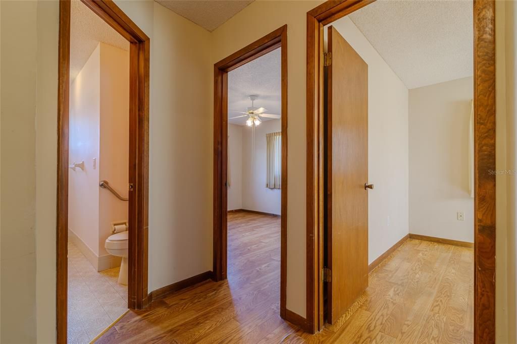 待售: $135,000 (3 贝兹, 2 浴室, 1456 平方英尺)