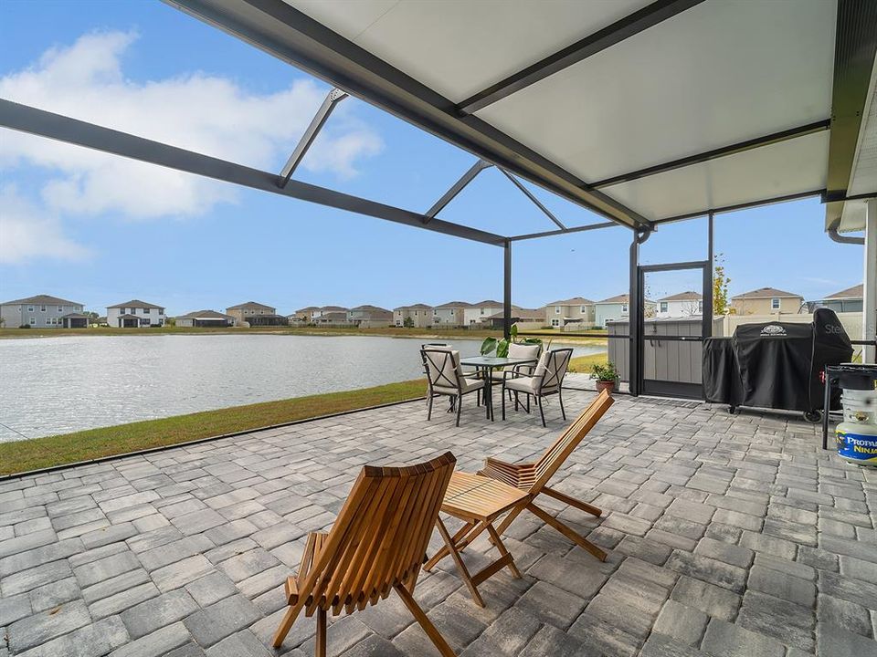 For Rent: $3,100 (4 beds, 2 baths, 2045 Square Feet)