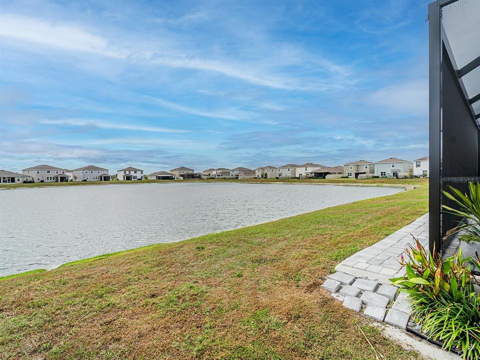 For Rent: $3,100 (4 beds, 2 baths, 2045 Square Feet)