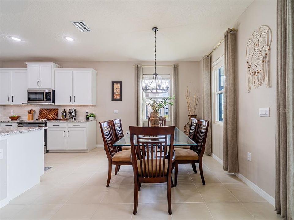 For Rent: $3,100 (4 beds, 2 baths, 2045 Square Feet)