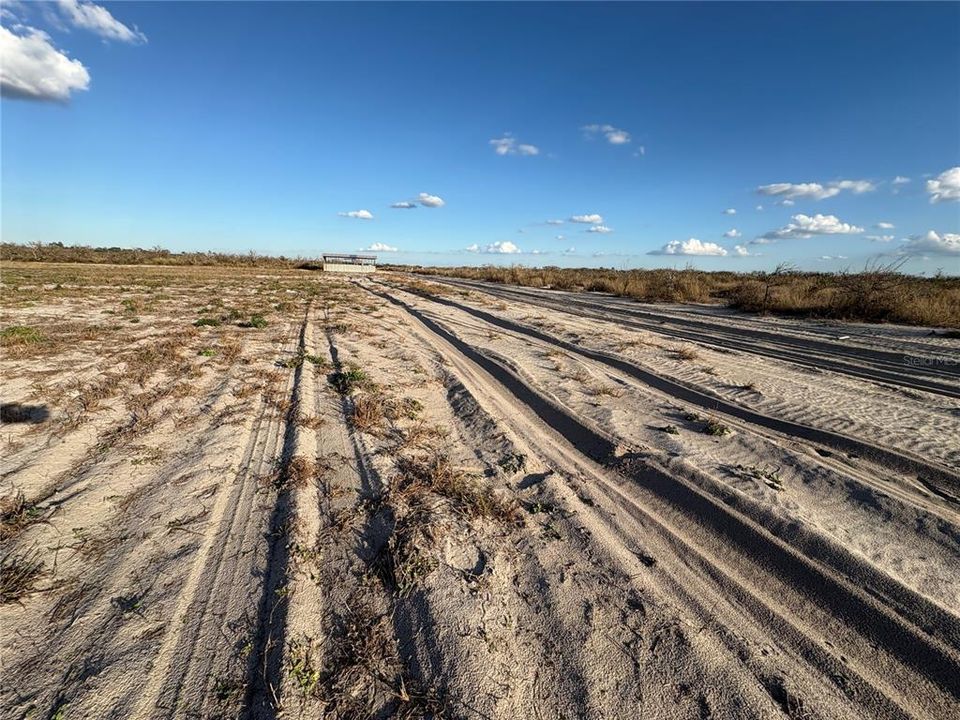 待售: $1,595,000 (80.00 acres)