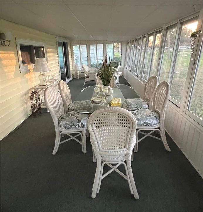 For Sale: $274,900 (2 beds, 2 baths, 1390 Square Feet)