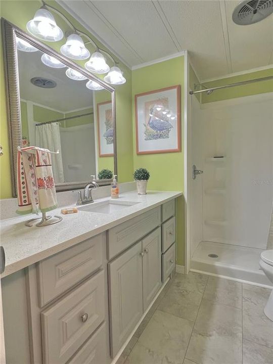 For Sale: $274,900 (2 beds, 2 baths, 1390 Square Feet)