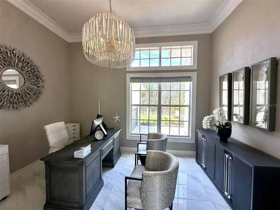 En Venta: $1,275,000 (3 camas, 2 baños, 2708 Pies cuadrados)