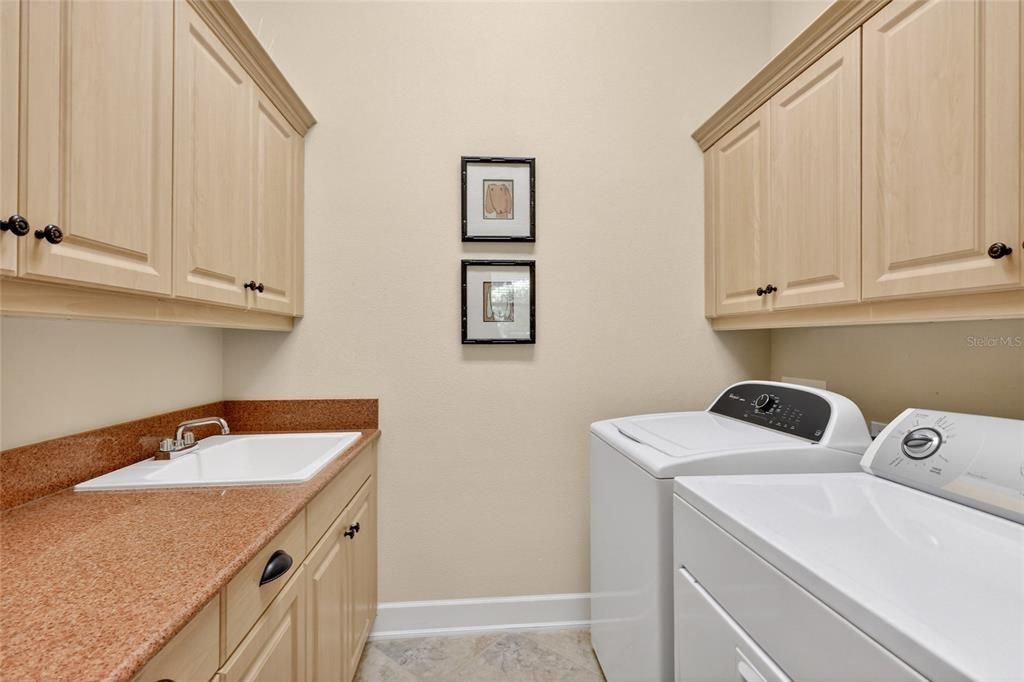 待售: $775,000 (3 贝兹, 2 浴室, 1949 平方英尺)