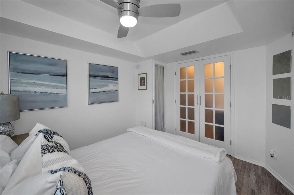 En Venta: $425,000 (3 camas, 2 baños, 1390 Pies cuadrados)