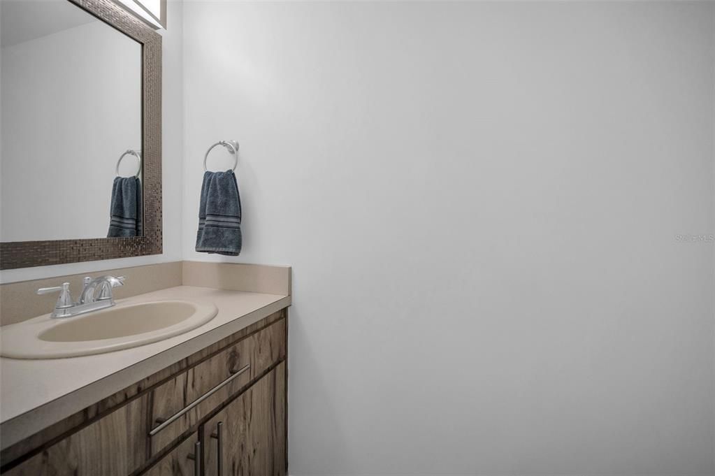 En Venta: $425,000 (3 camas, 2 baños, 1390 Pies cuadrados)