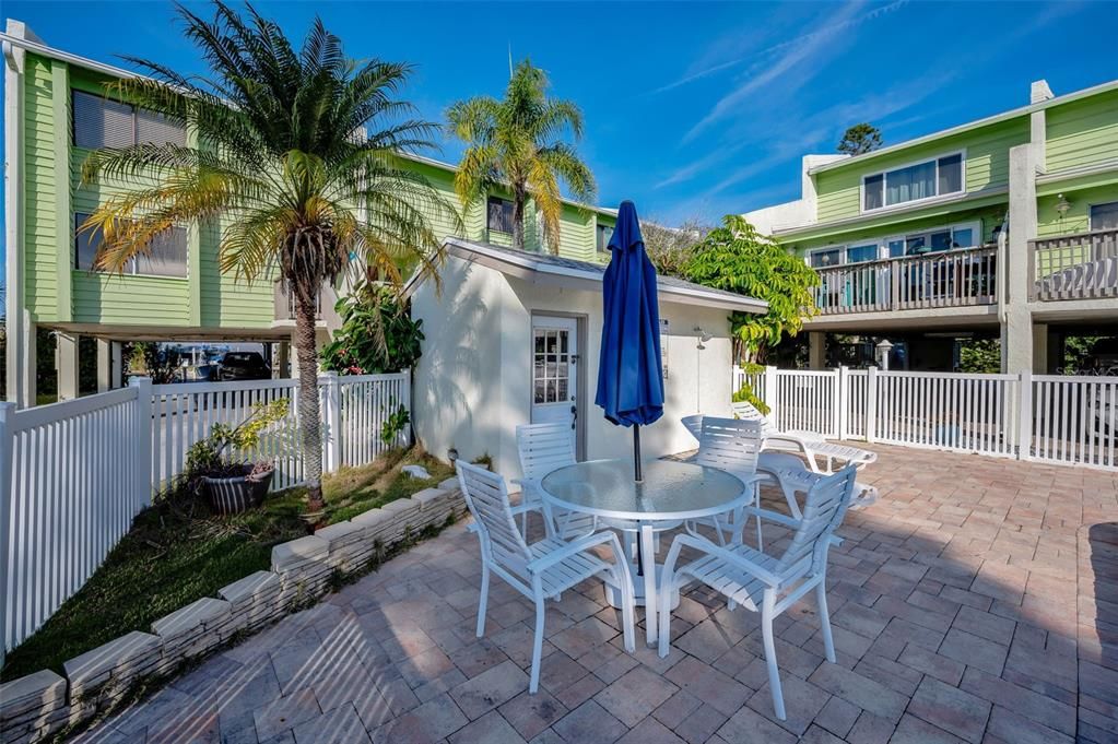 En Venta: $425,000 (3 camas, 2 baños, 1390 Pies cuadrados)