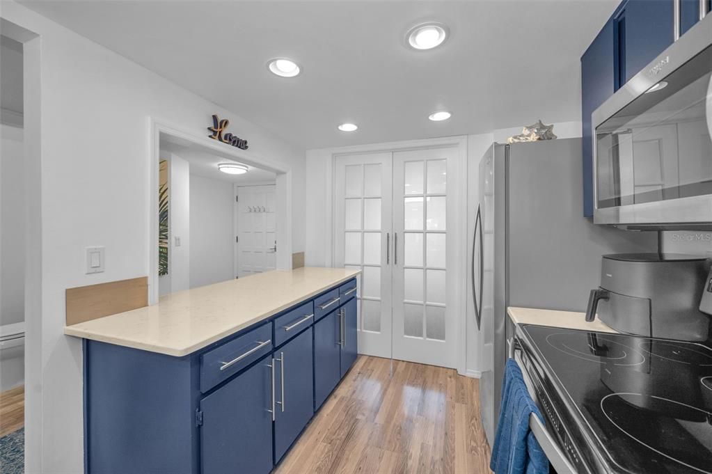 En Venta: $425,000 (3 camas, 2 baños, 1390 Pies cuadrados)