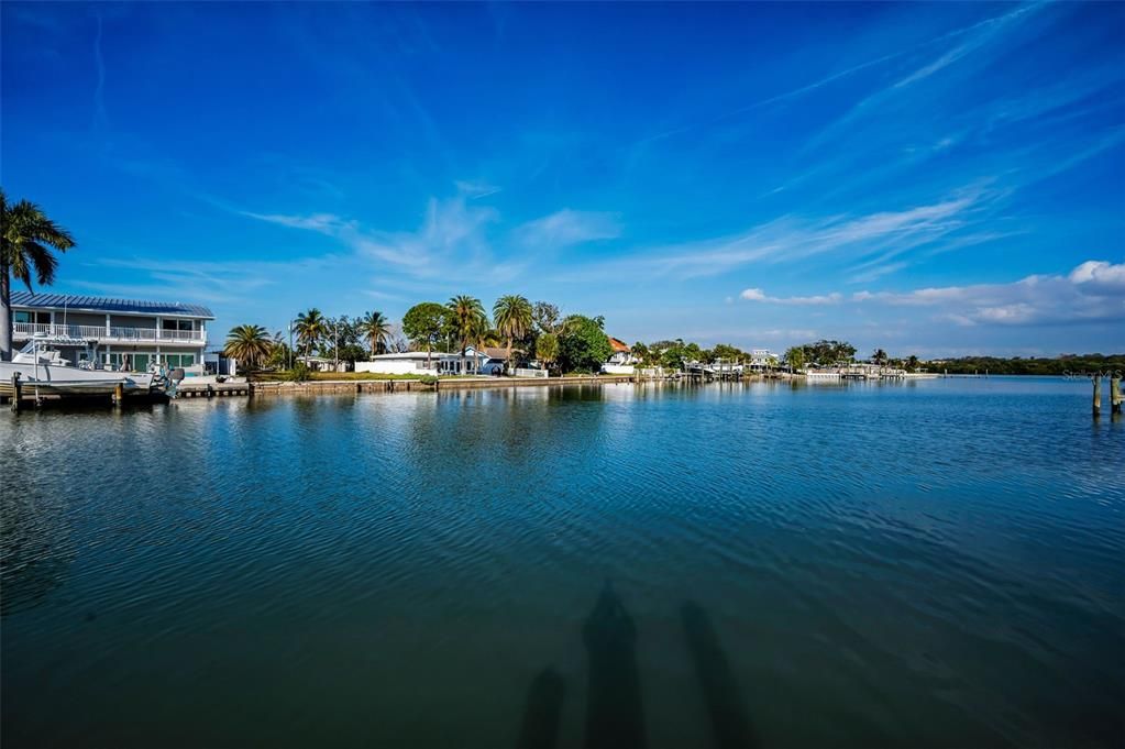 En Venta: $425,000 (3 camas, 2 baños, 1390 Pies cuadrados)