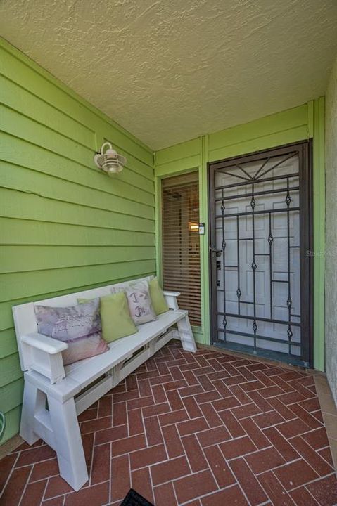 En Venta: $425,000 (3 camas, 2 baños, 1390 Pies cuadrados)