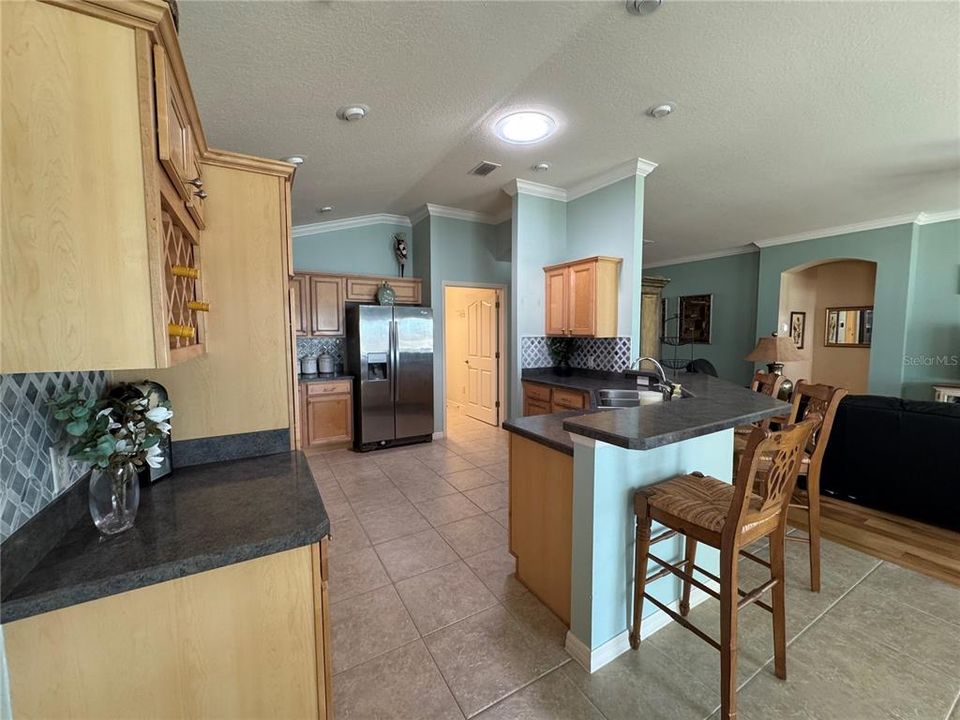 Activo con contrato: $650,000 (3 camas, 2 baños, 2013 Pies cuadrados)