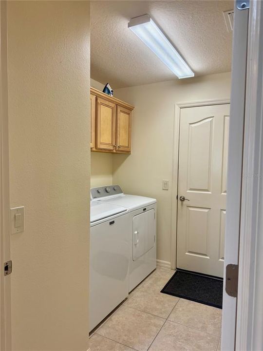 Activo con contrato: $650,000 (3 camas, 2 baños, 2013 Pies cuadrados)