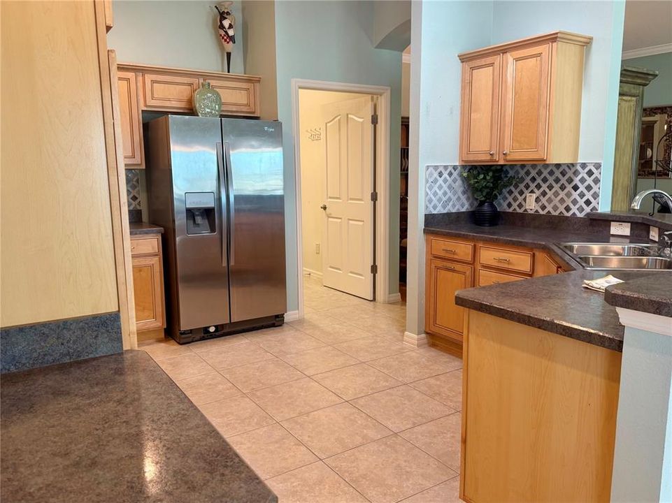 Activo con contrato: $650,000 (3 camas, 2 baños, 2013 Pies cuadrados)
