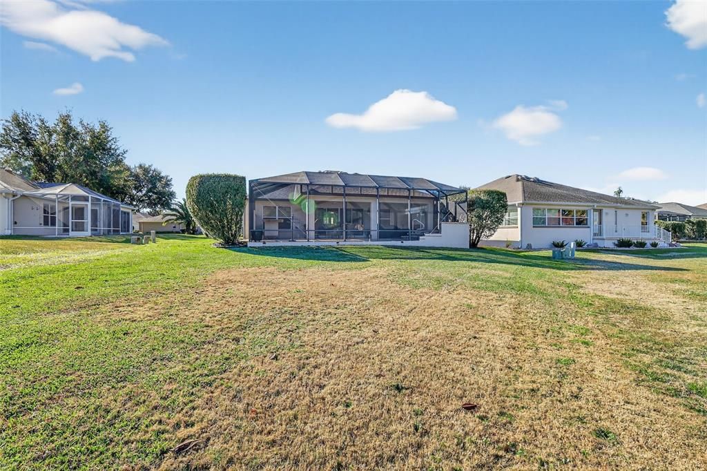 Activo con contrato: $749,000 (3 camas, 2 baños, 2044 Pies cuadrados)