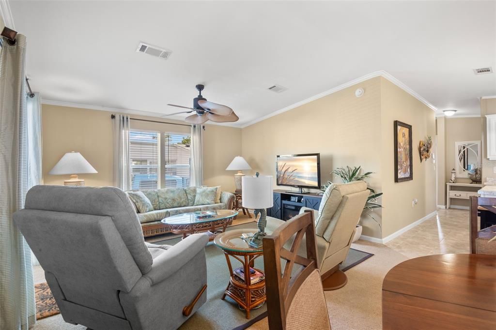 En Venta: $229,000 (2 camas, 2 baños, 1080 Pies cuadrados)