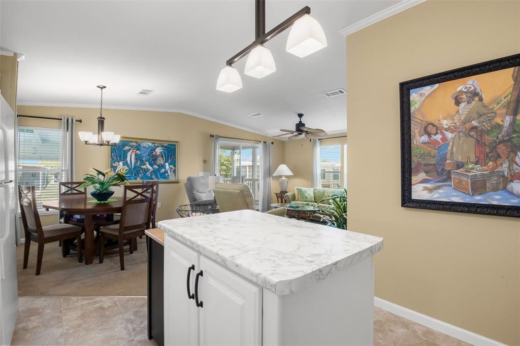 En Venta: $229,000 (2 camas, 2 baños, 1080 Pies cuadrados)