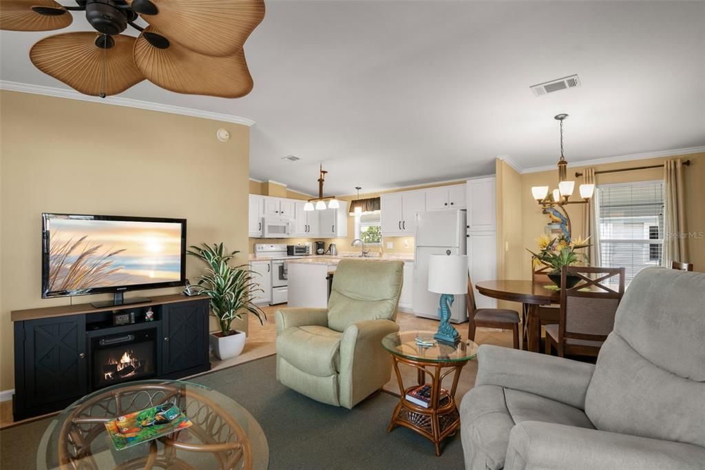 En Venta: $229,000 (2 camas, 2 baños, 1080 Pies cuadrados)