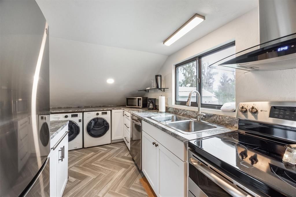En Venta: $1,589,000 (3 camas, 2 baños, 3608 Pies cuadrados)