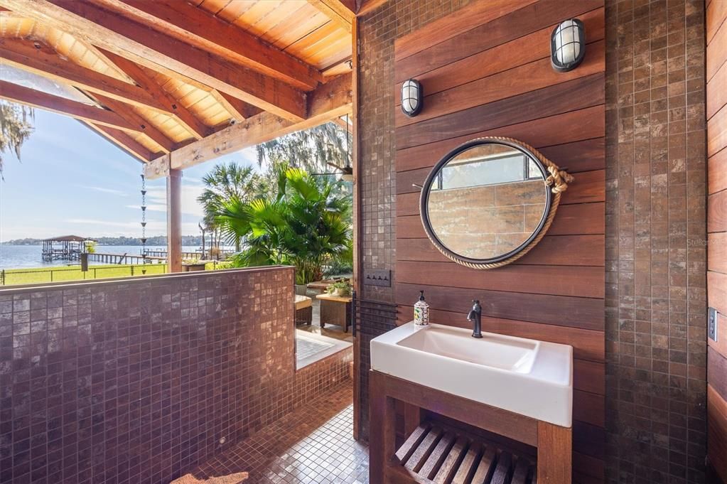 En Venta: $1,589,000 (3 camas, 2 baños, 3608 Pies cuadrados)