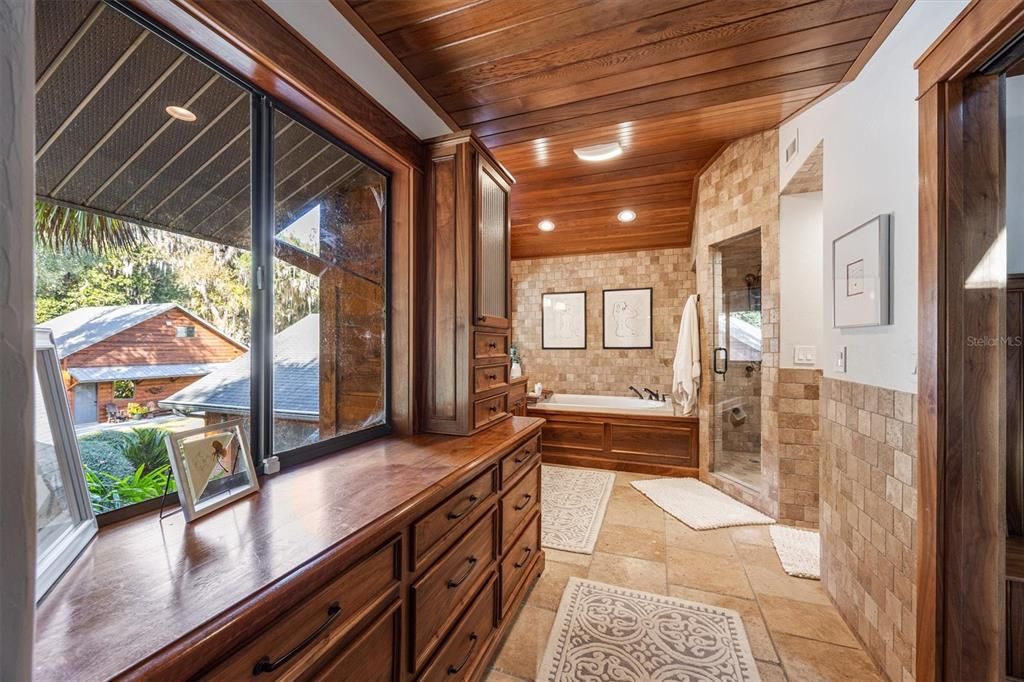 En Venta: $1,589,000 (3 camas, 2 baños, 3608 Pies cuadrados)