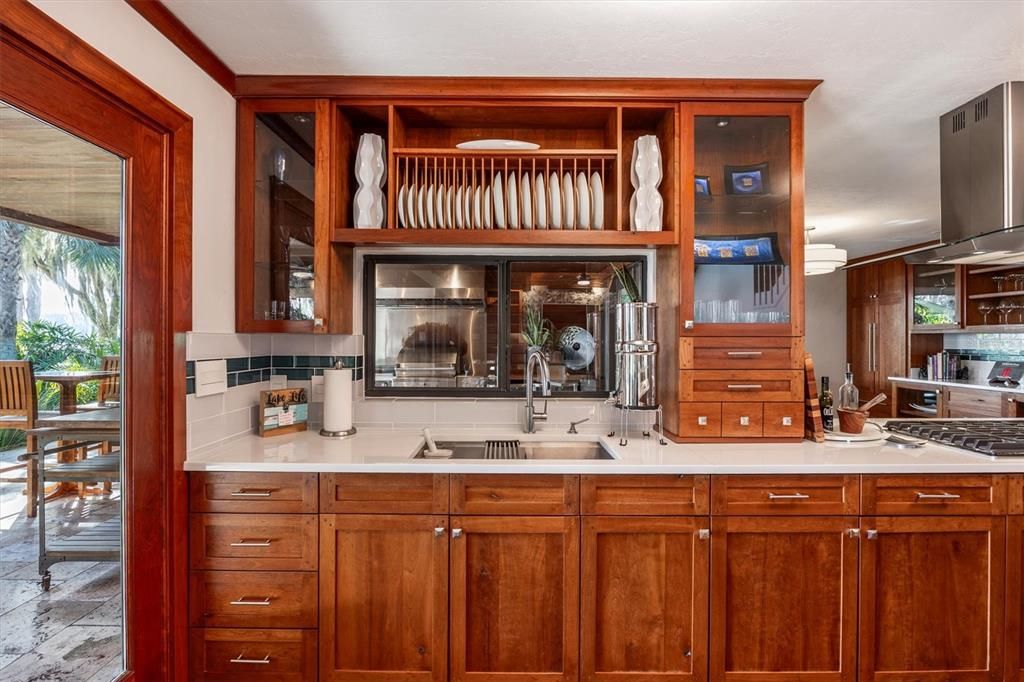 En Venta: $1,589,000 (3 camas, 2 baños, 3608 Pies cuadrados)