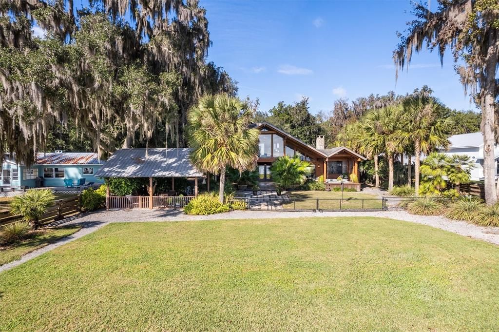 En Venta: $1,589,000 (3 camas, 2 baños, 3608 Pies cuadrados)