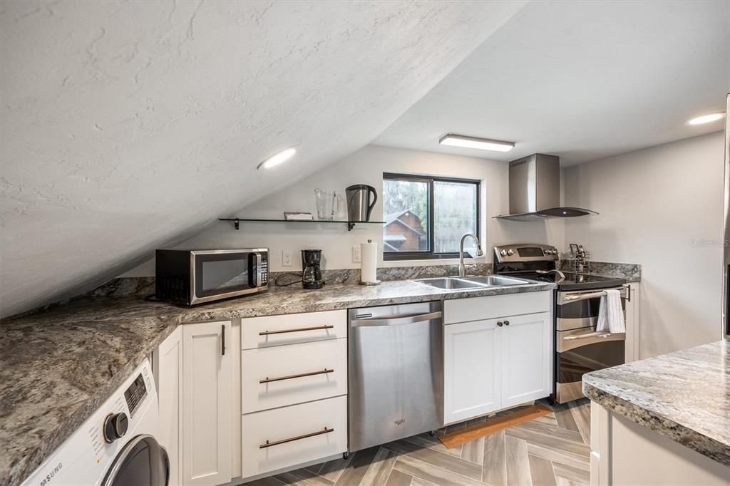 En Venta: $1,589,000 (3 camas, 2 baños, 3608 Pies cuadrados)