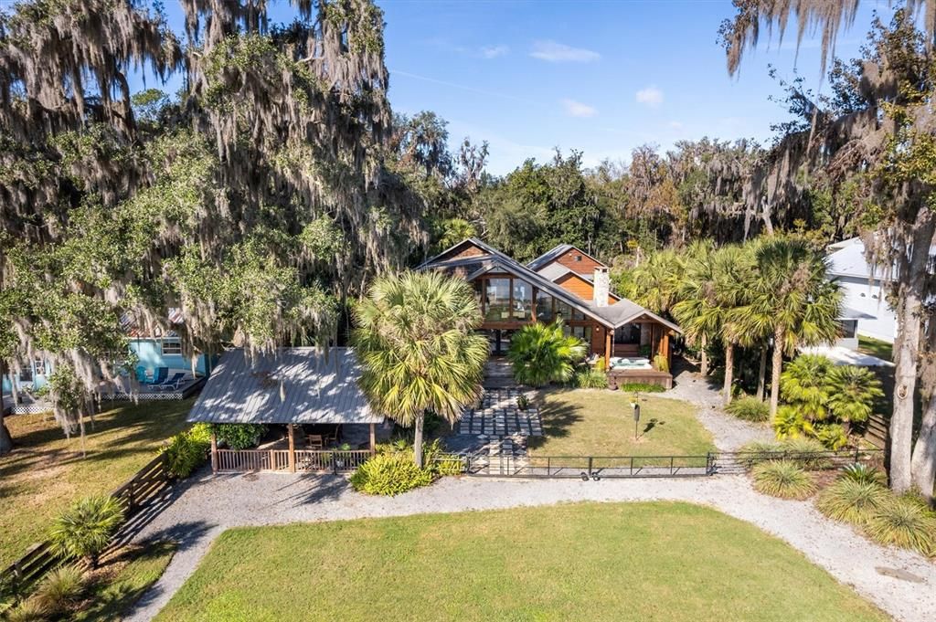 En Venta: $1,589,000 (3 camas, 2 baños, 3608 Pies cuadrados)