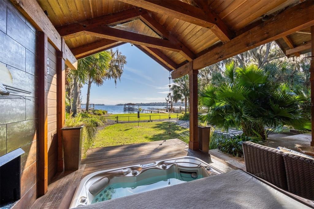 En Venta: $1,589,000 (3 camas, 2 baños, 3608 Pies cuadrados)