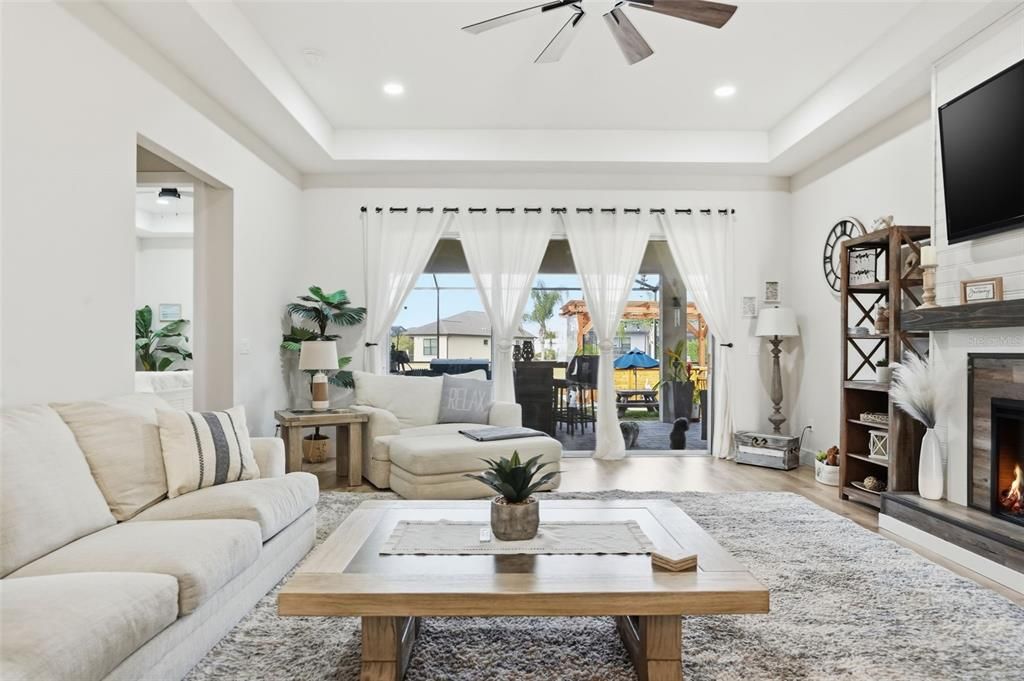 На продажу: $459,000 (3 спален, 2 ванн, 2064 Квадратных фут)