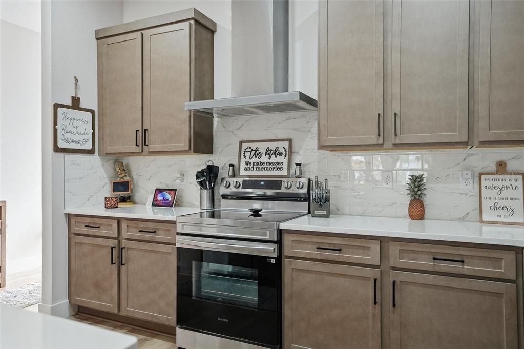 На продажу: $459,000 (3 спален, 2 ванн, 2064 Квадратных фут)