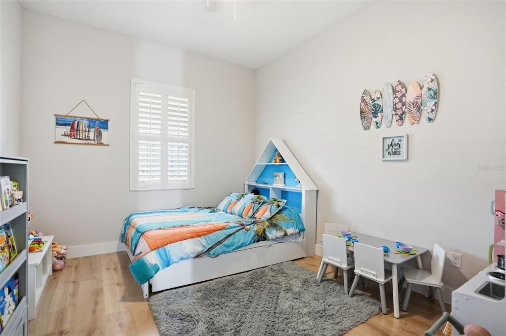 На продажу: $459,000 (3 спален, 2 ванн, 2064 Квадратных фут)