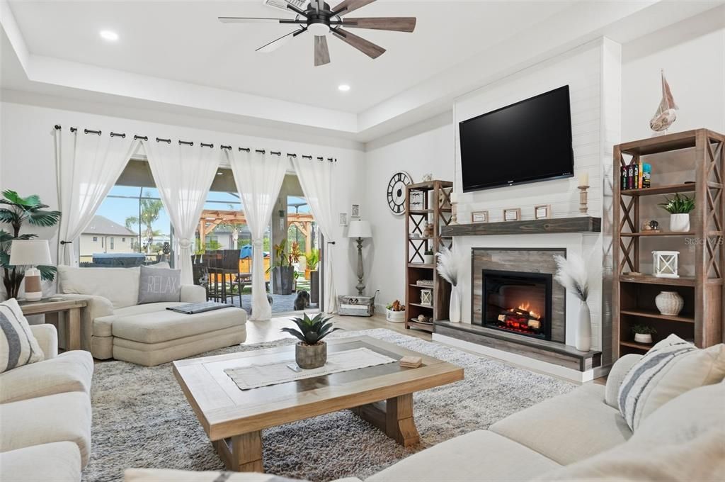 На продажу: $459,000 (3 спален, 2 ванн, 2064 Квадратных фут)