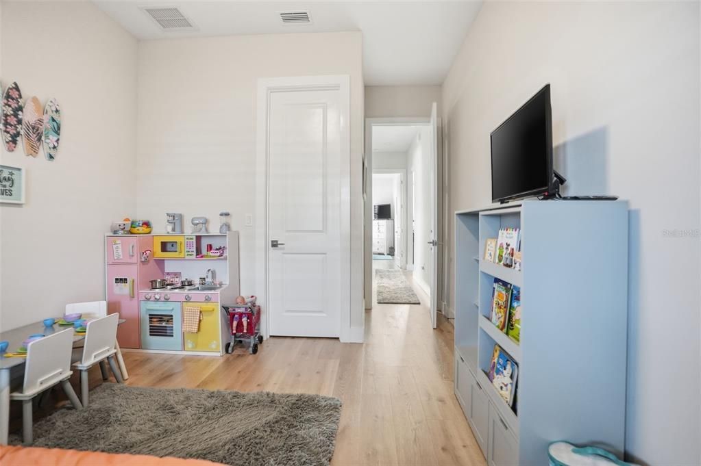 На продажу: $459,000 (3 спален, 2 ванн, 2064 Квадратных фут)