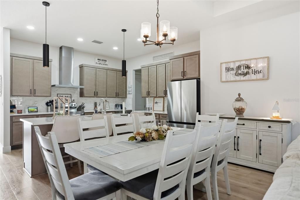 На продажу: $459,000 (3 спален, 2 ванн, 2064 Квадратных фут)