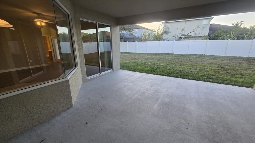 На продажу: $439,000 (5 спален, 3 ванн, 2988 Квадратных фут)