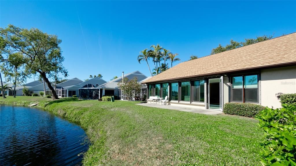 For Sale: $325,000 (3 beds, 2 baths, 1823 Square Feet)