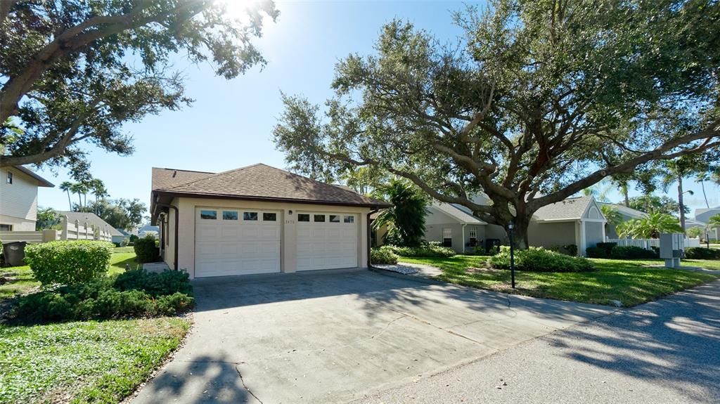 For Sale: $325,000 (3 beds, 2 baths, 1823 Square Feet)