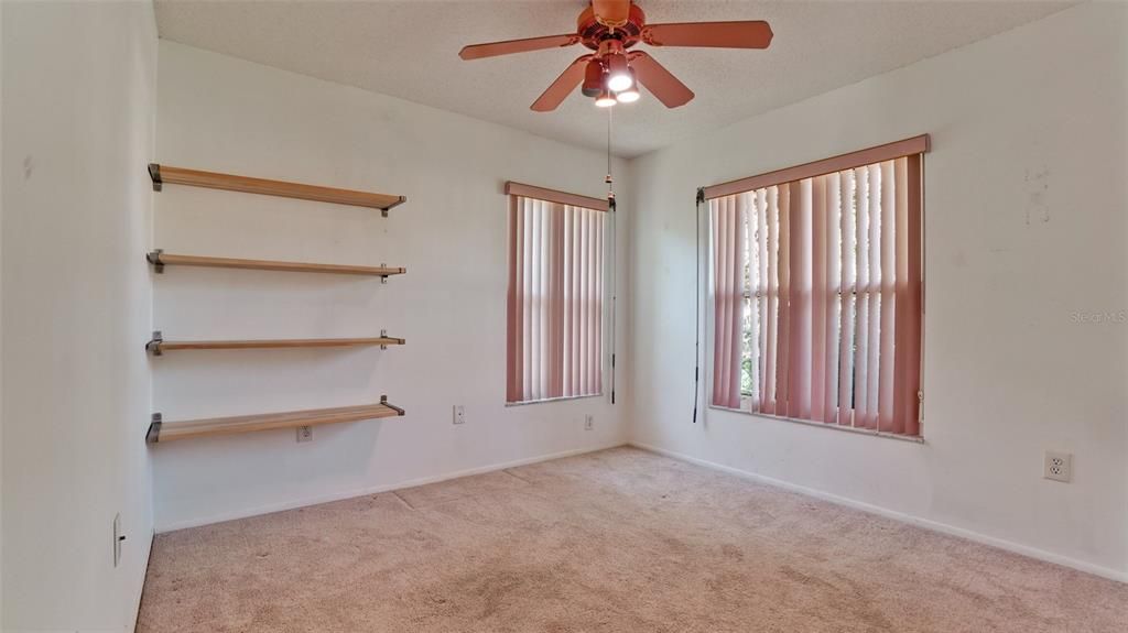 For Sale: $325,000 (3 beds, 2 baths, 1823 Square Feet)