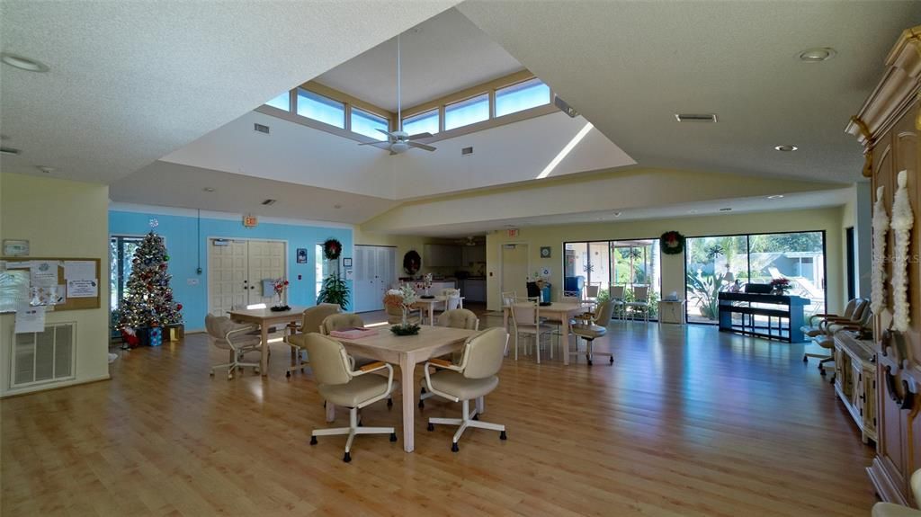 For Sale: $325,000 (3 beds, 2 baths, 1823 Square Feet)