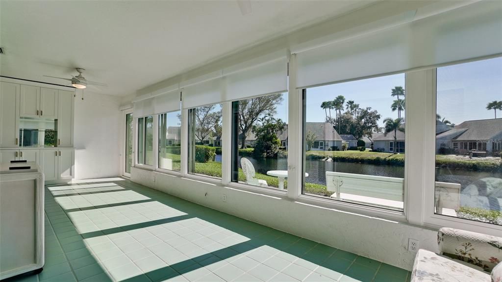 For Sale: $325,000 (3 beds, 2 baths, 1823 Square Feet)