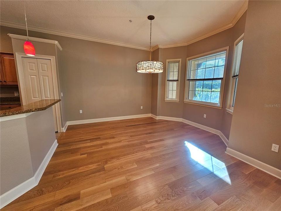 出租: $2,950 (3 贝兹, 2 浴室, 2021 平方英尺)